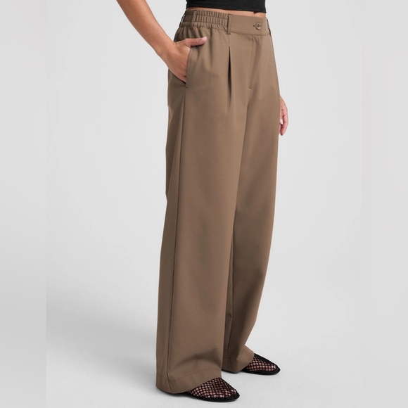 Beyond Yoga Status Wide Leg Trouser in Dune Size XS NW1251 Brown Pleated Pants - Picture 3 of 16